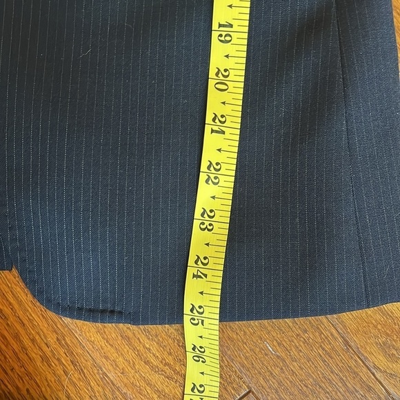 Talbots | Wool Blend One Button Pintripe Navy Blazer Sz 4 Suiting Office Career - Picture 8 of 10